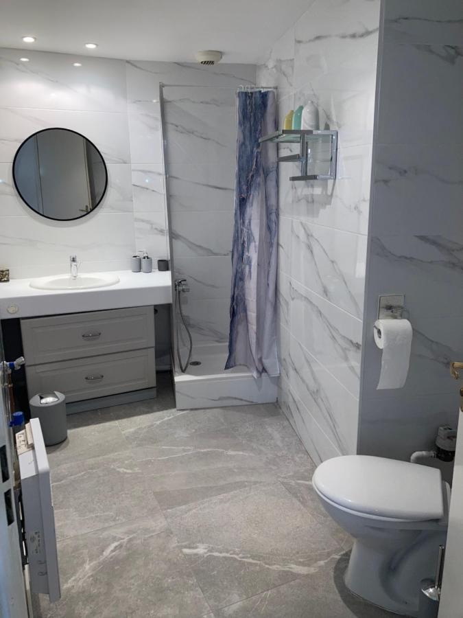 Апартаменты Apparement Chaleureux Avec Balcon Марсель Экстерьер фото