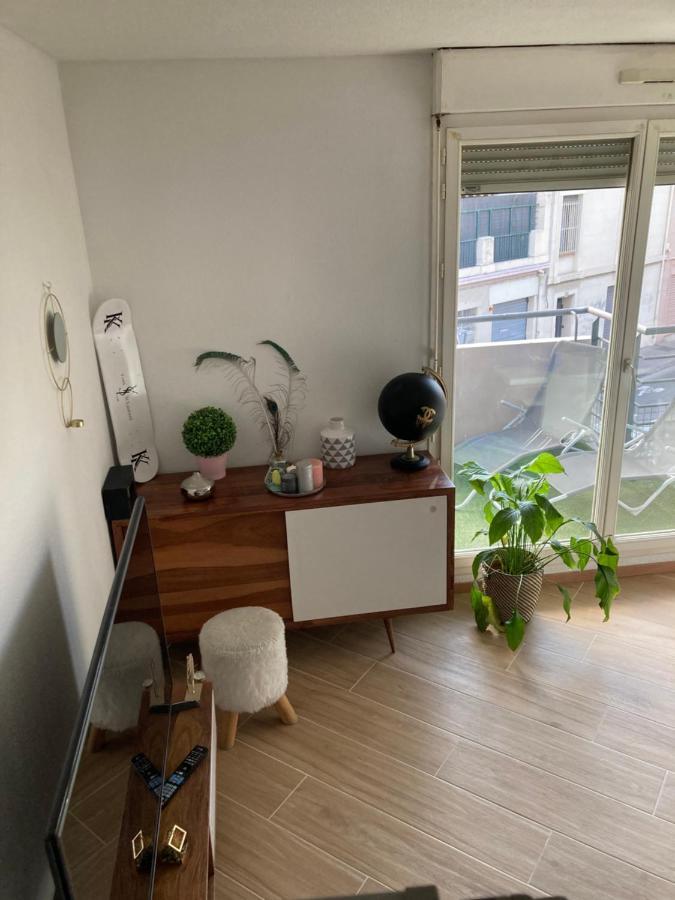 Апартаменты Apparement Chaleureux Avec Balcon Марсель Экстерьер фото