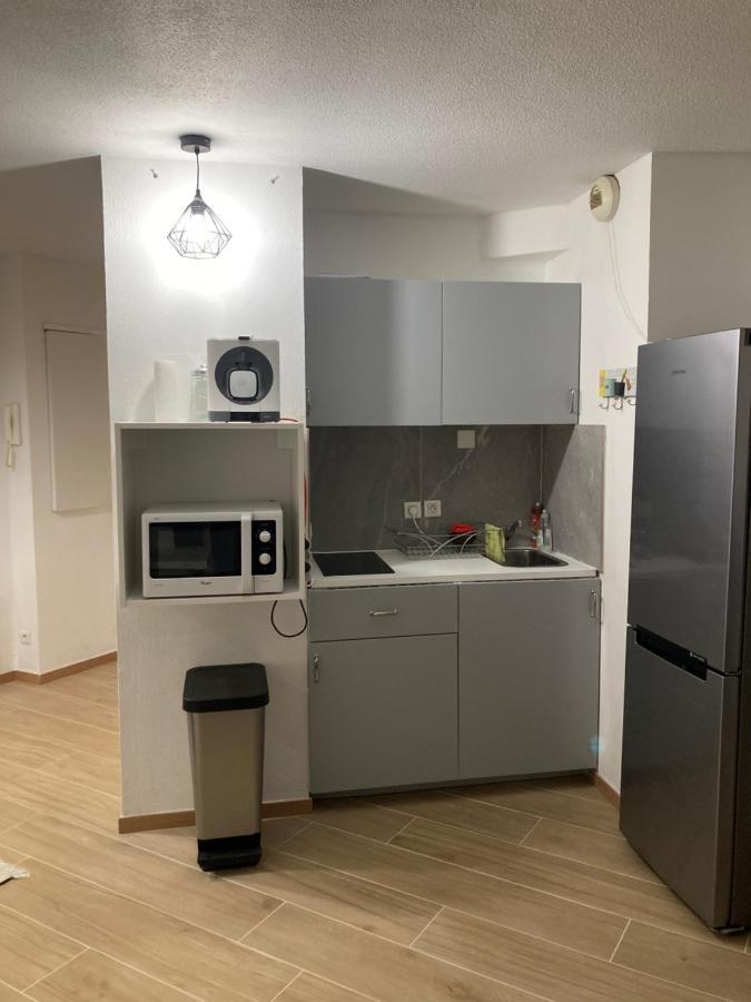 Апартаменты Apparement Chaleureux Avec Balcon Марсель Экстерьер фото